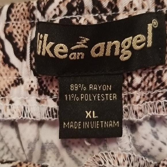 🆕️Snake print jogger cargo pants - Picture 7 of 7